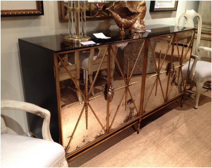 Gold-Brass-Metallic-Designs-Furniture-Mirrors-Lighting_0400
