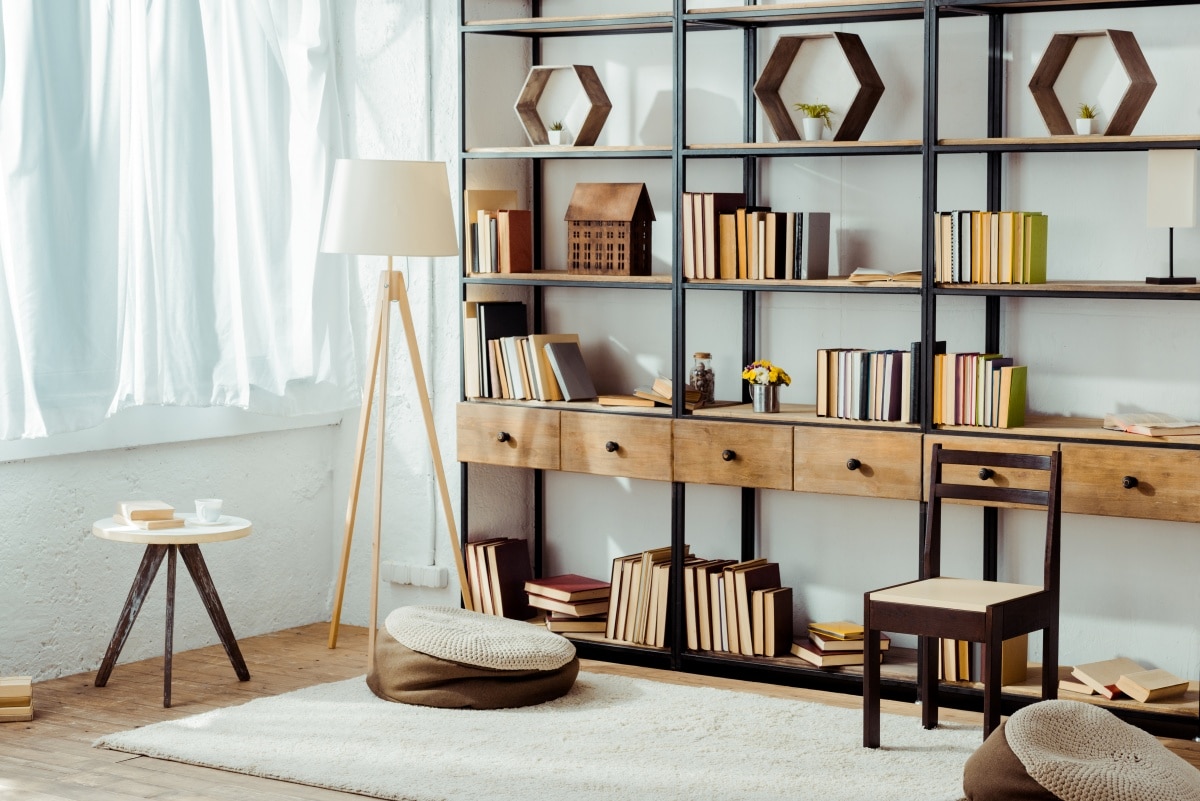 Tips on Organizing Your Open Shelves | WPL Design
